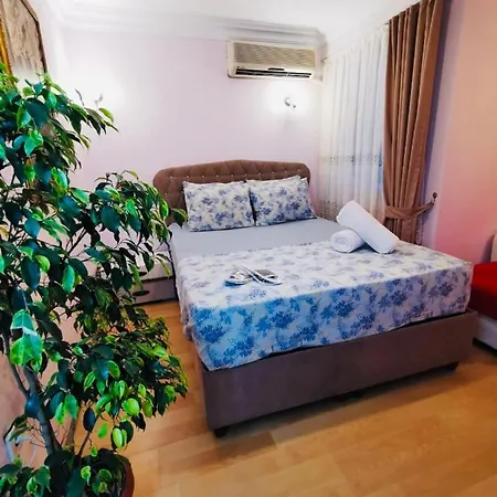 Kadikoey Suite *