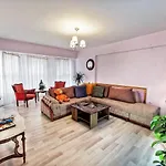 Hotel Kadikoey Suite