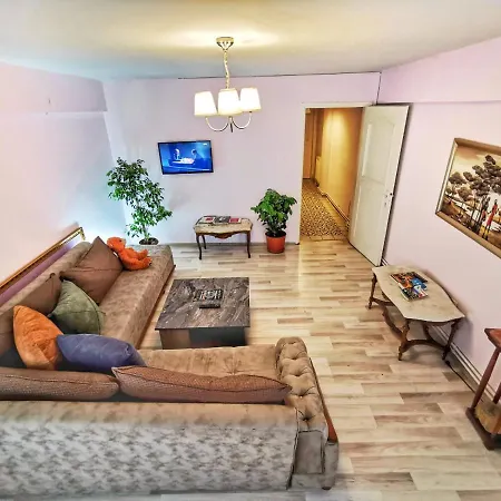 Kadikoey Suite *